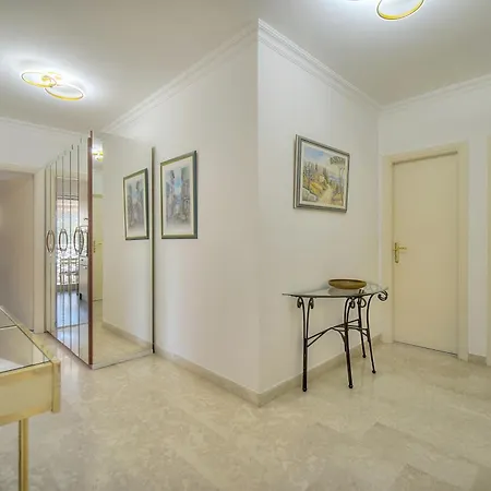 Immogroom - Large Clim/terrace - Wifi Daire Cannes